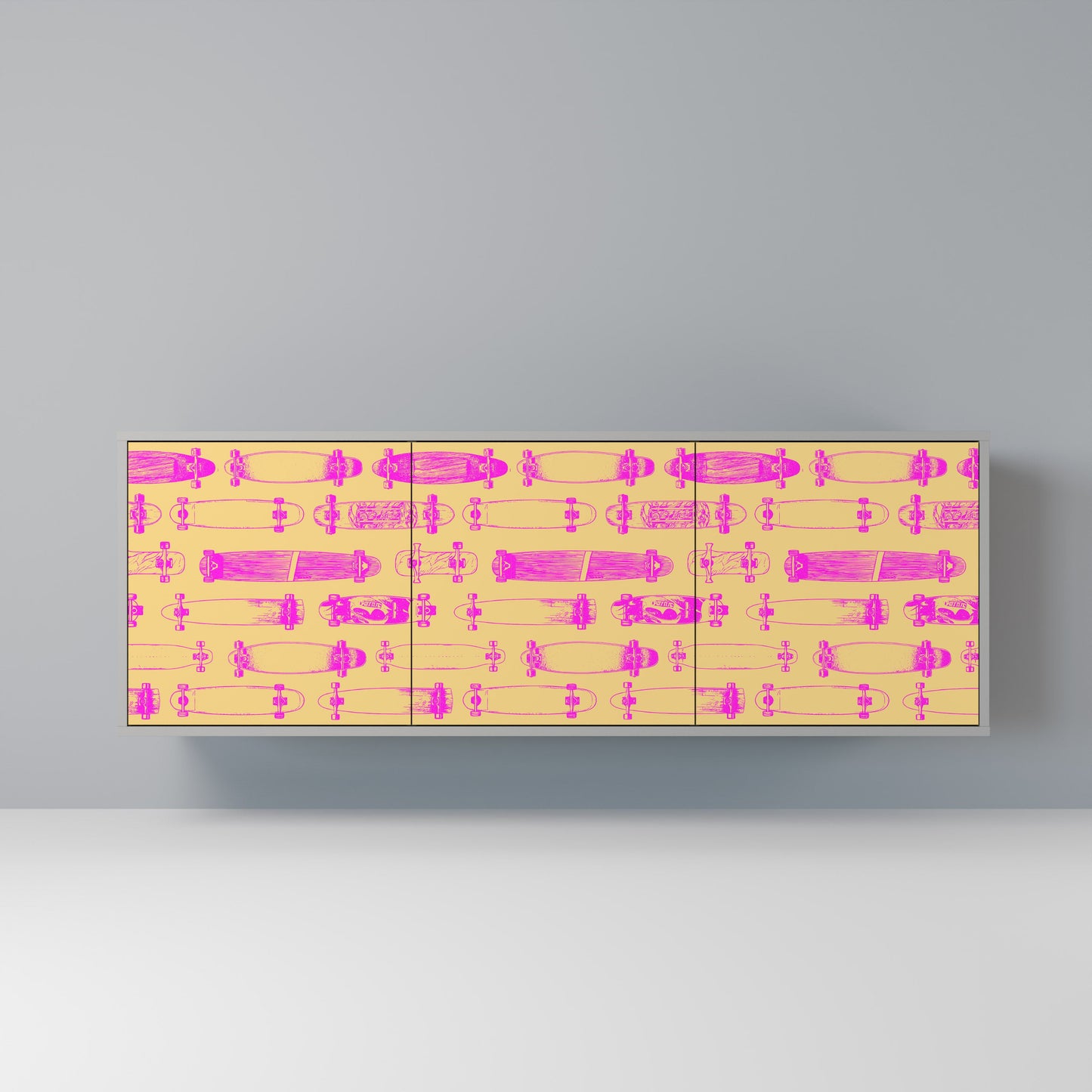 Credenza SKATEBOARD ARTISTRY a 3 ante con finitura grigia