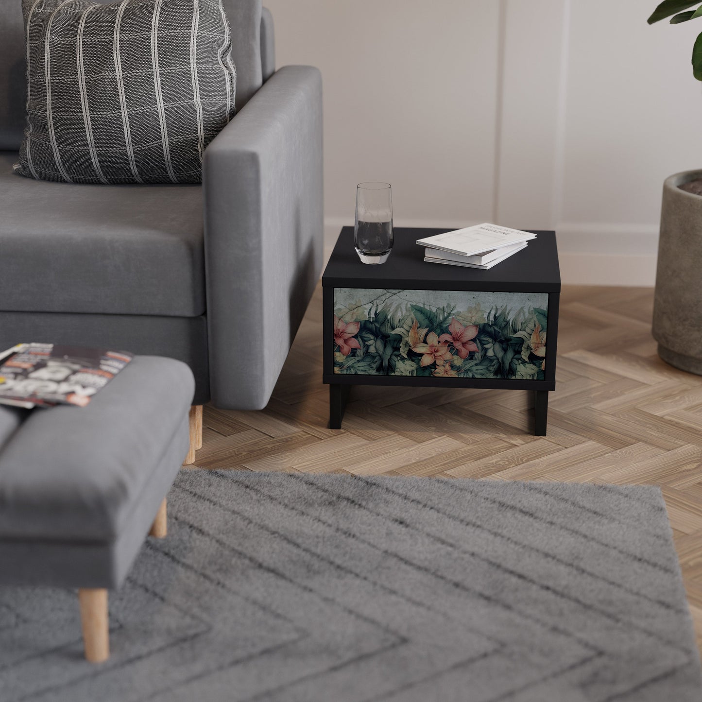 Comodino HEAVENLY BLOOM in finitura nera