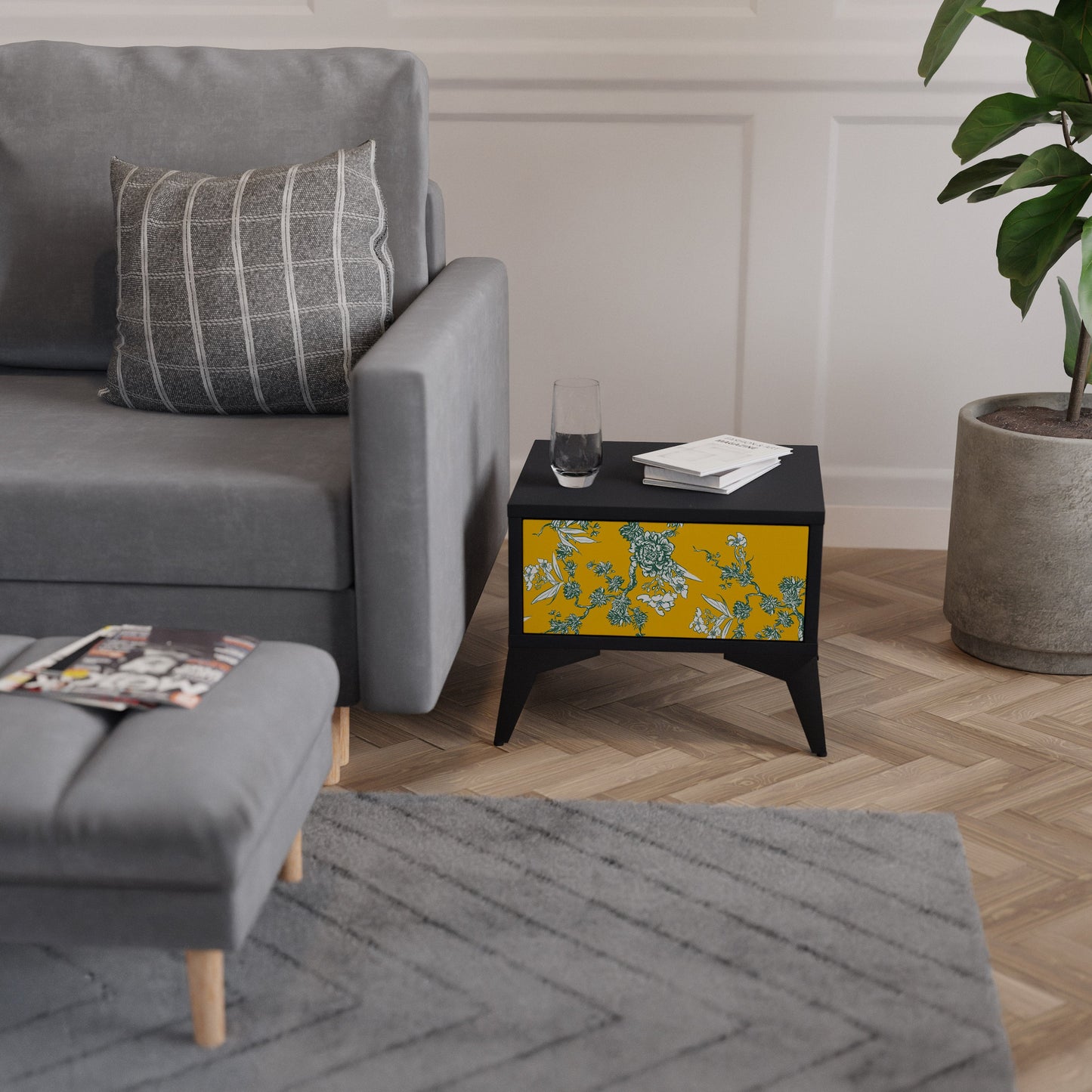 YELLOW CHINOISERIE Nightstand in Black Finish