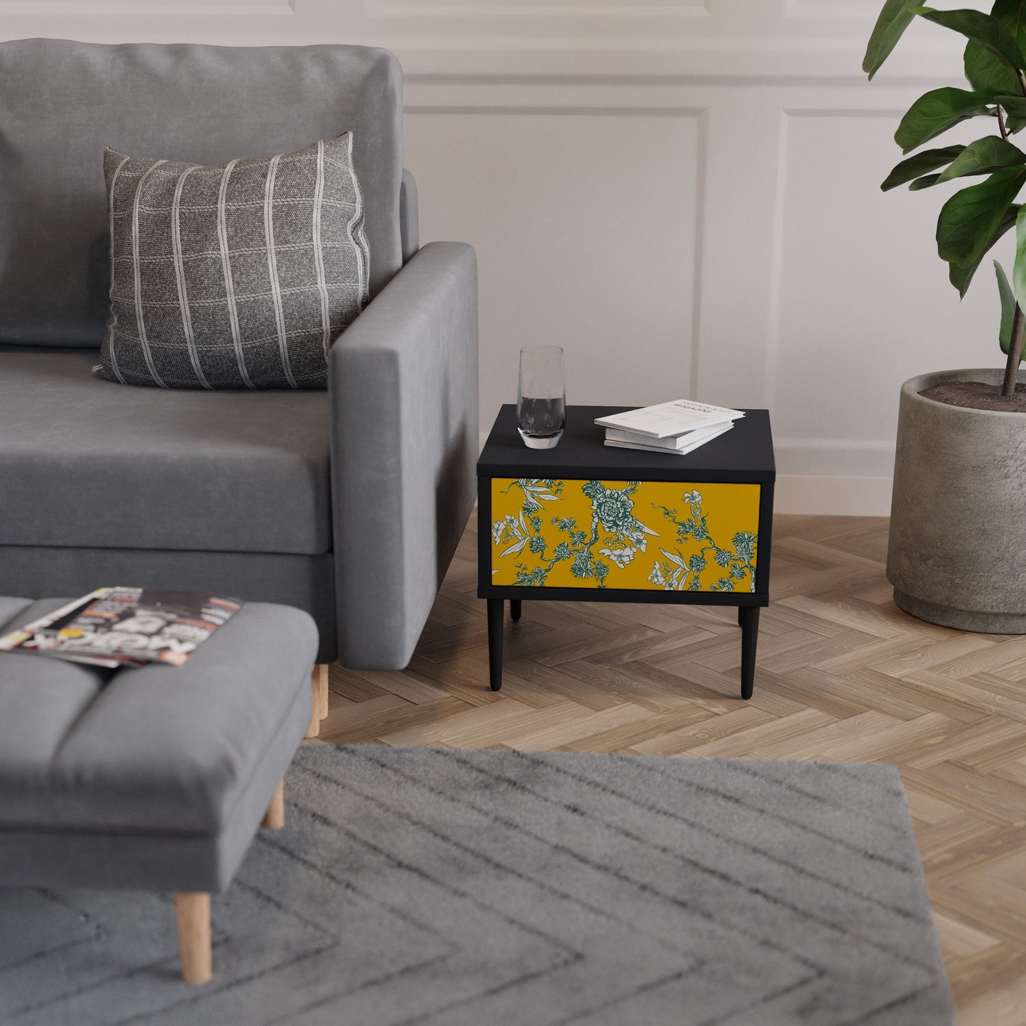YELLOW CHINOISERIE Nightstand in Black Finish