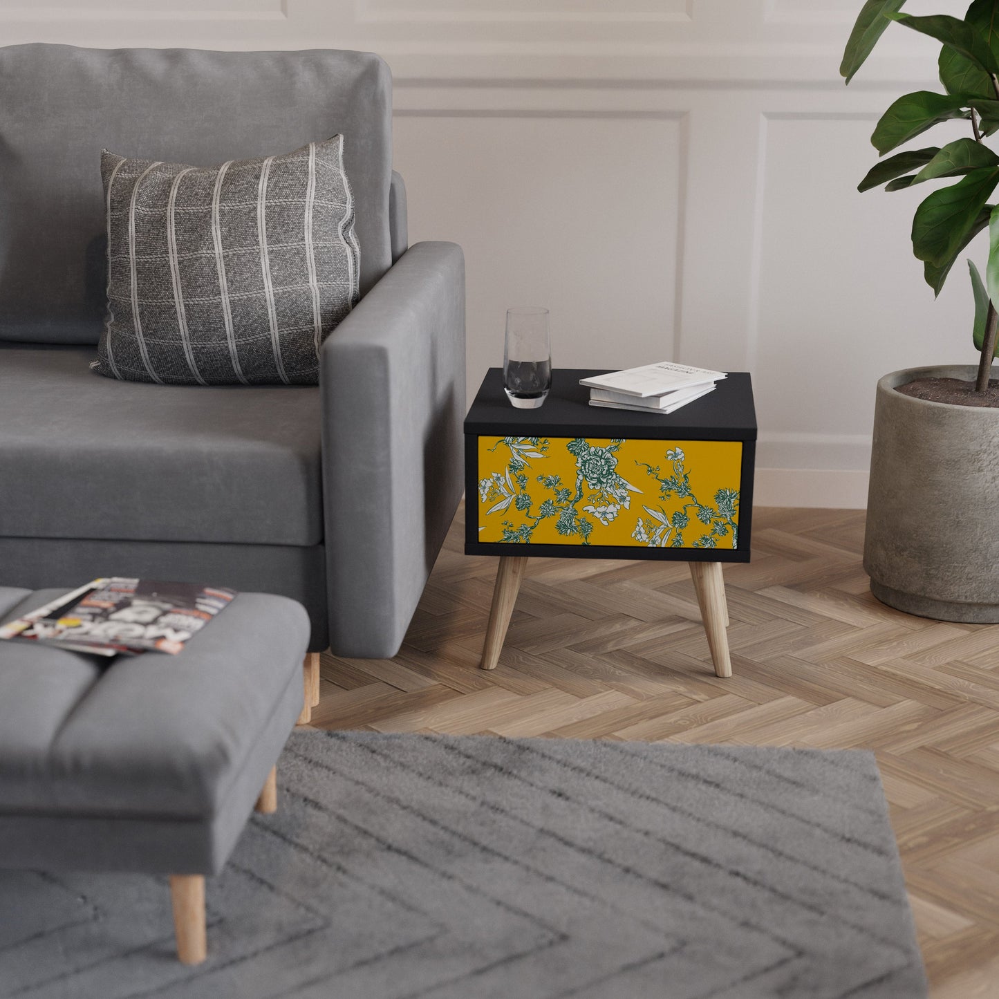 YELLOW CHINOISERIE Nightstand in Black Finish