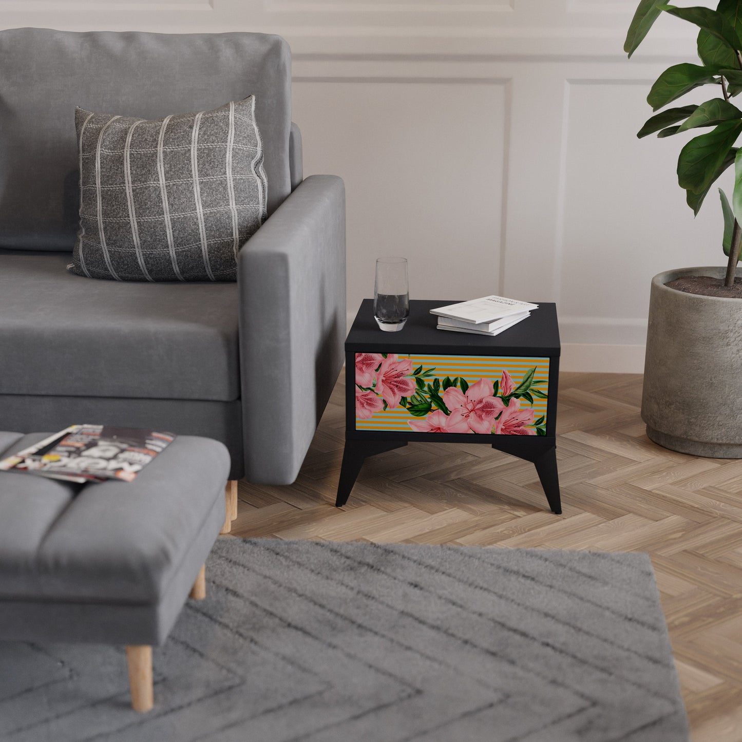 FRAGILE BEAUTY Nightstand in Black Finish