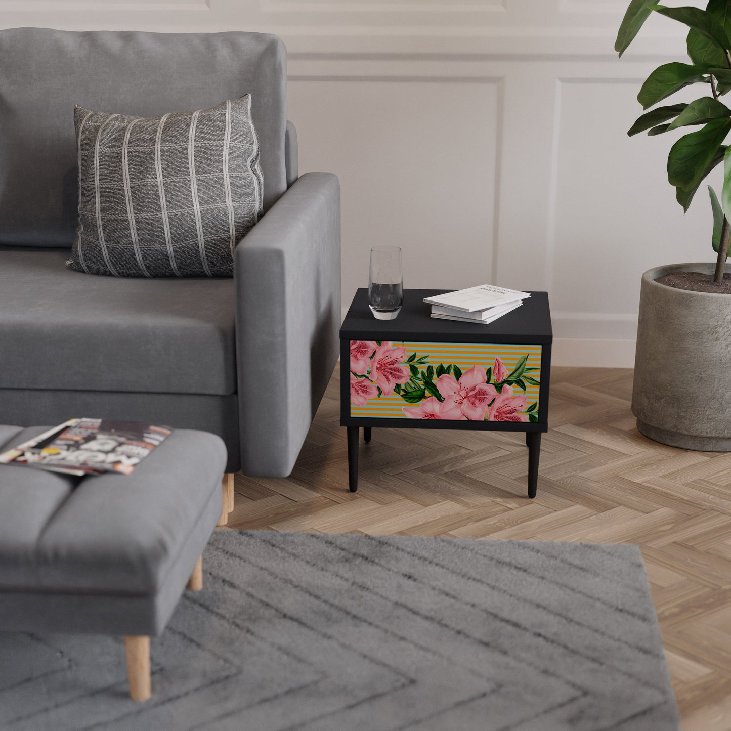 FRAGILE BEAUTY Nightstand in Black Finish