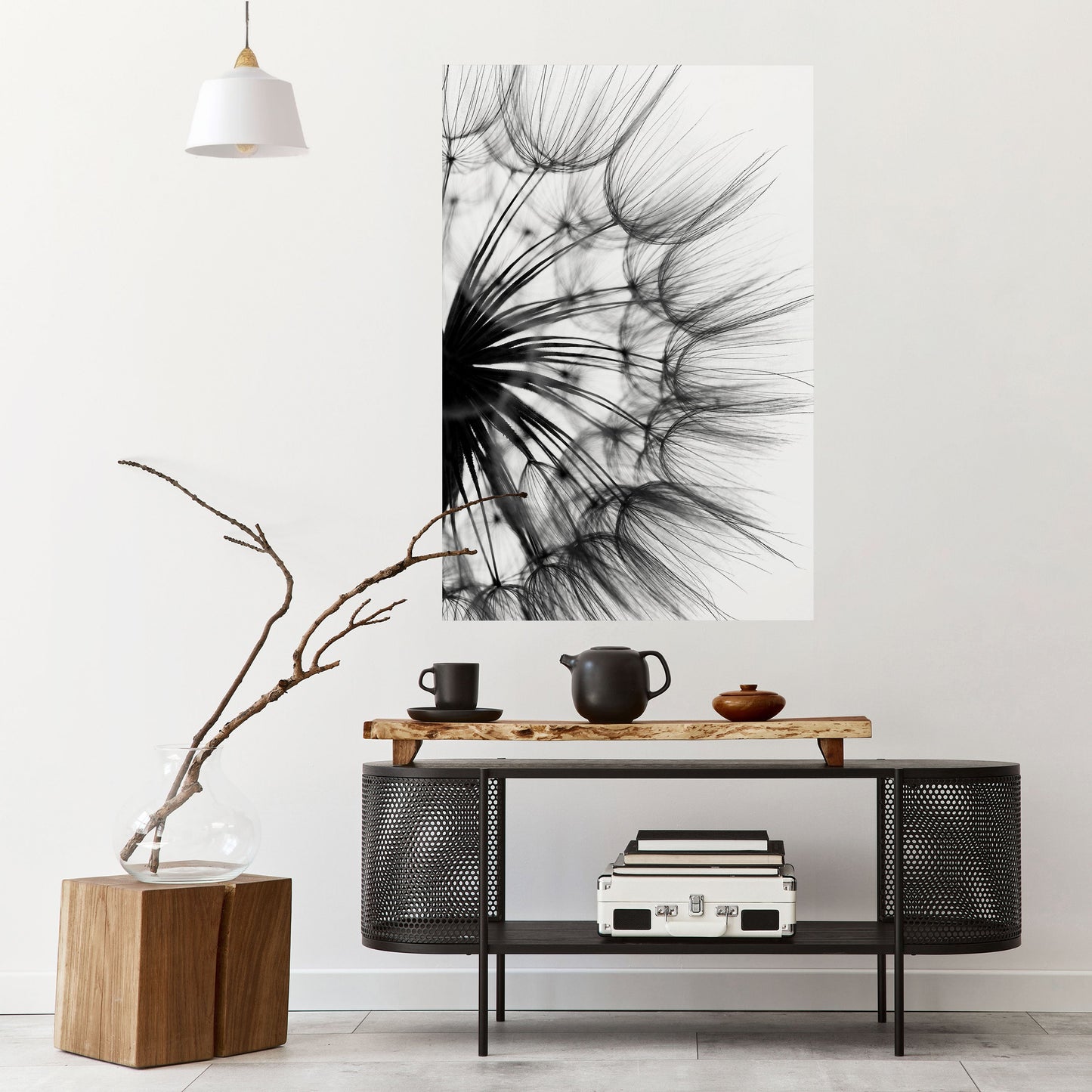 Poster verticale staccabile e attaccabile "Whispering Wildflower"