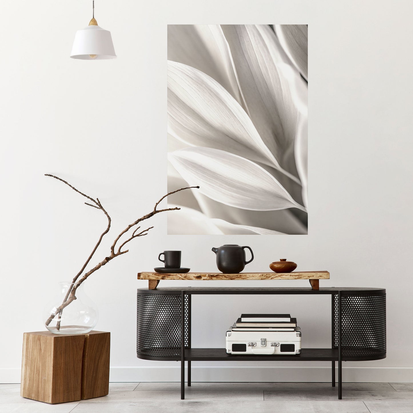 Poster verticale staccabile e attaccabile "WHISPERS OF WHITE"