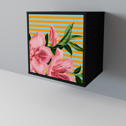 Credenza FRAGILE BEAUTY a 1 anta con finitura nera