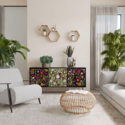 VERDANT GARDEN Madia a 3 Ante in Finitura Nera