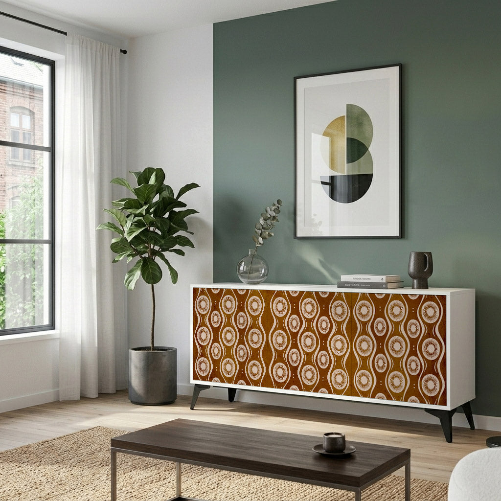 BROWN EYES 3-Door Sideboard in White Finish