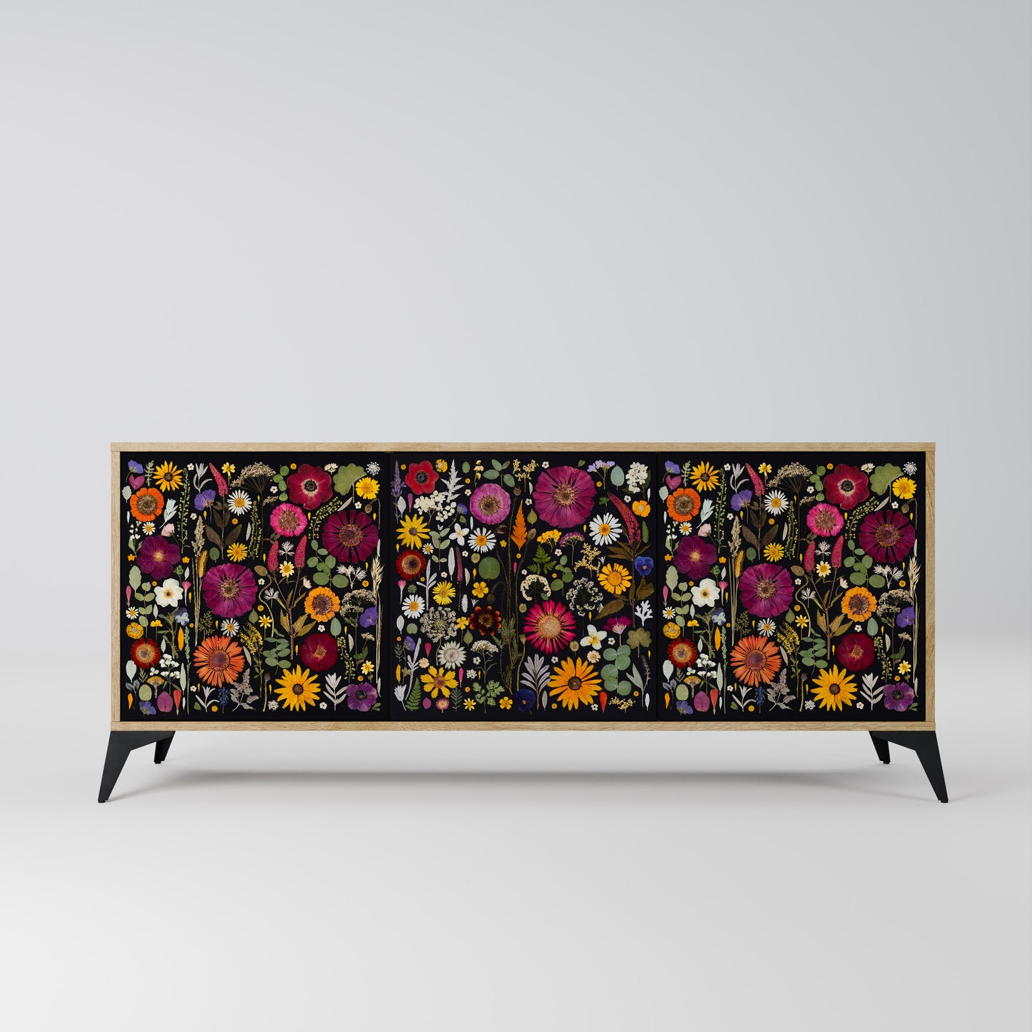 MIDNIGHT GARDEN 3-Door Sideboard in Oak Effect