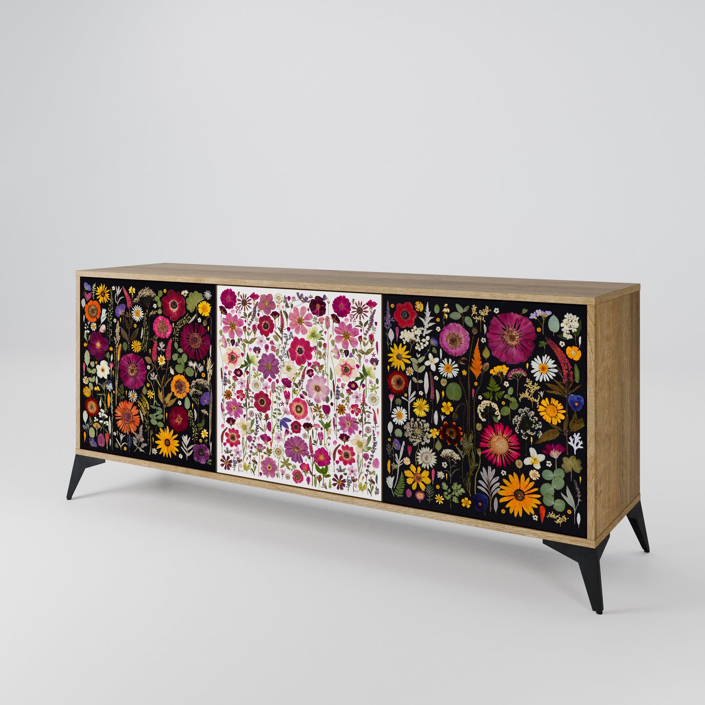 DAYNITE GARDEN 3-Door Sideboard in Oak Effect