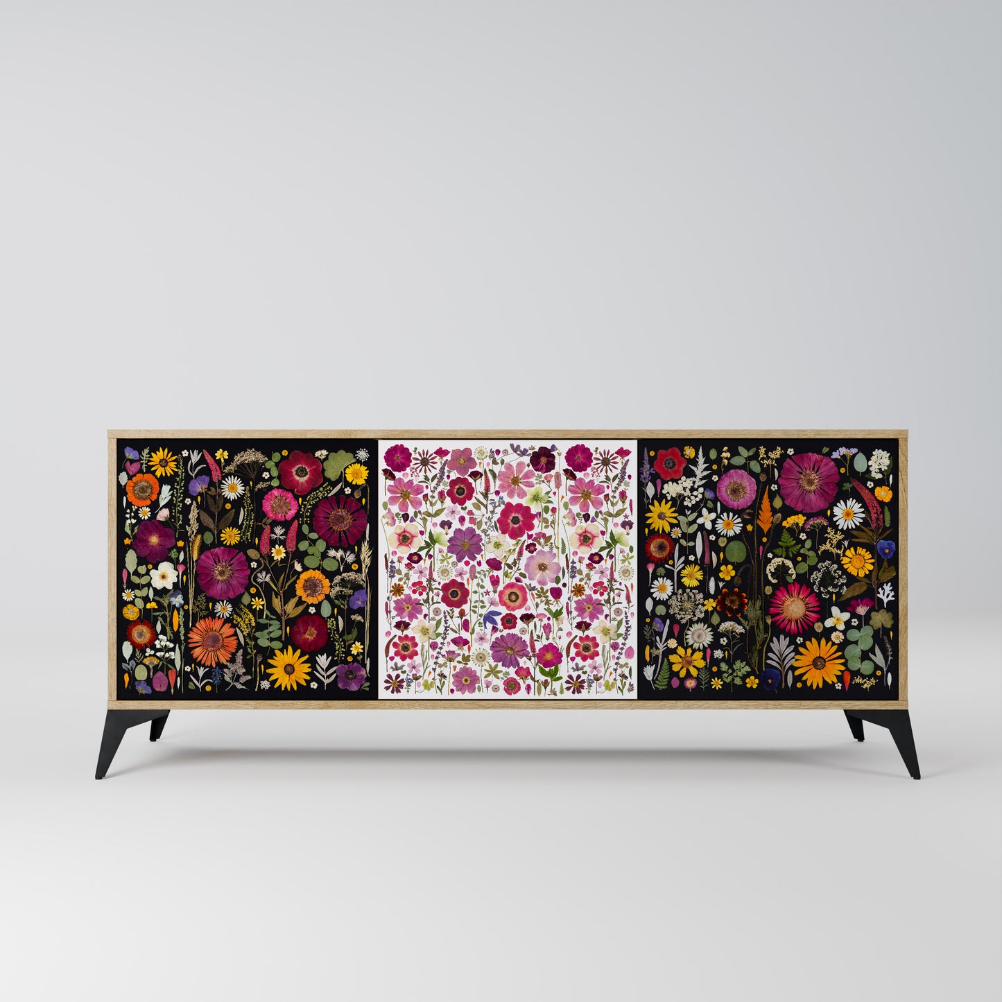 DAYNITE GARDEN 3-Door Sideboard in Oak Effect