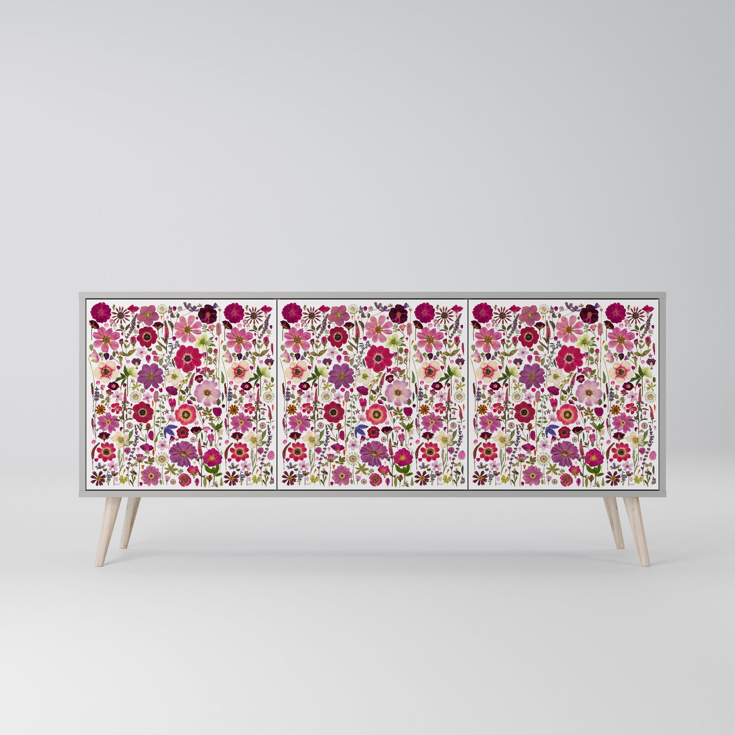 PETAL GARDEN 3-Door Sideboard in Grey Finish