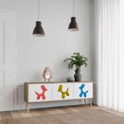 CHILDHOOD MEMORY 3-Door TV Stand in Oak Effect