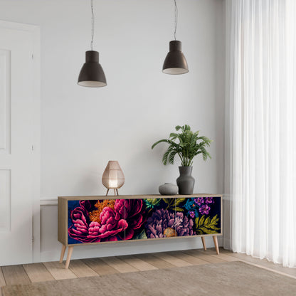 BLOOMING ELEGANCE 3-Door TV Stand in Oak Effect