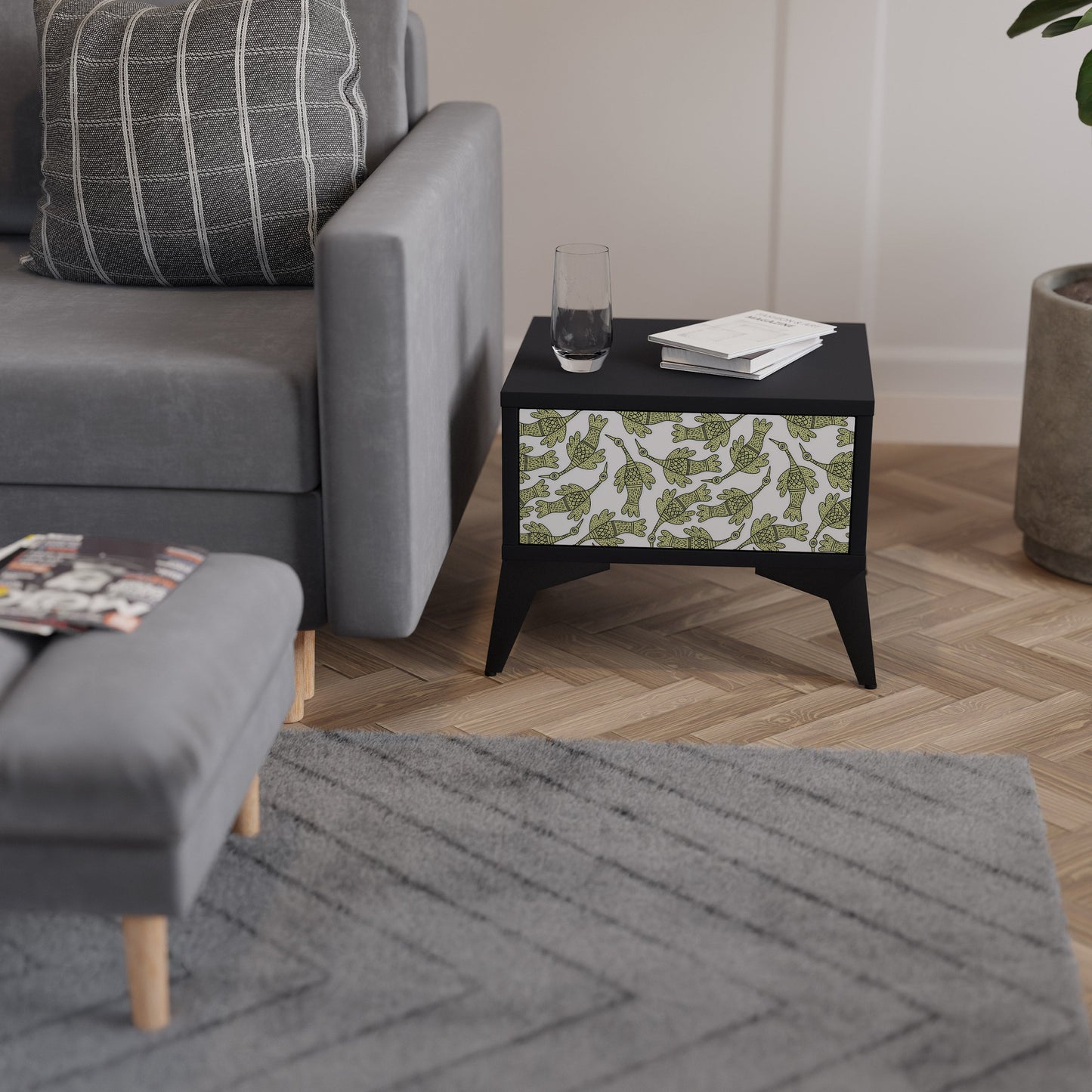 Comodino SEEDLING SONGBIRD con finitura nera