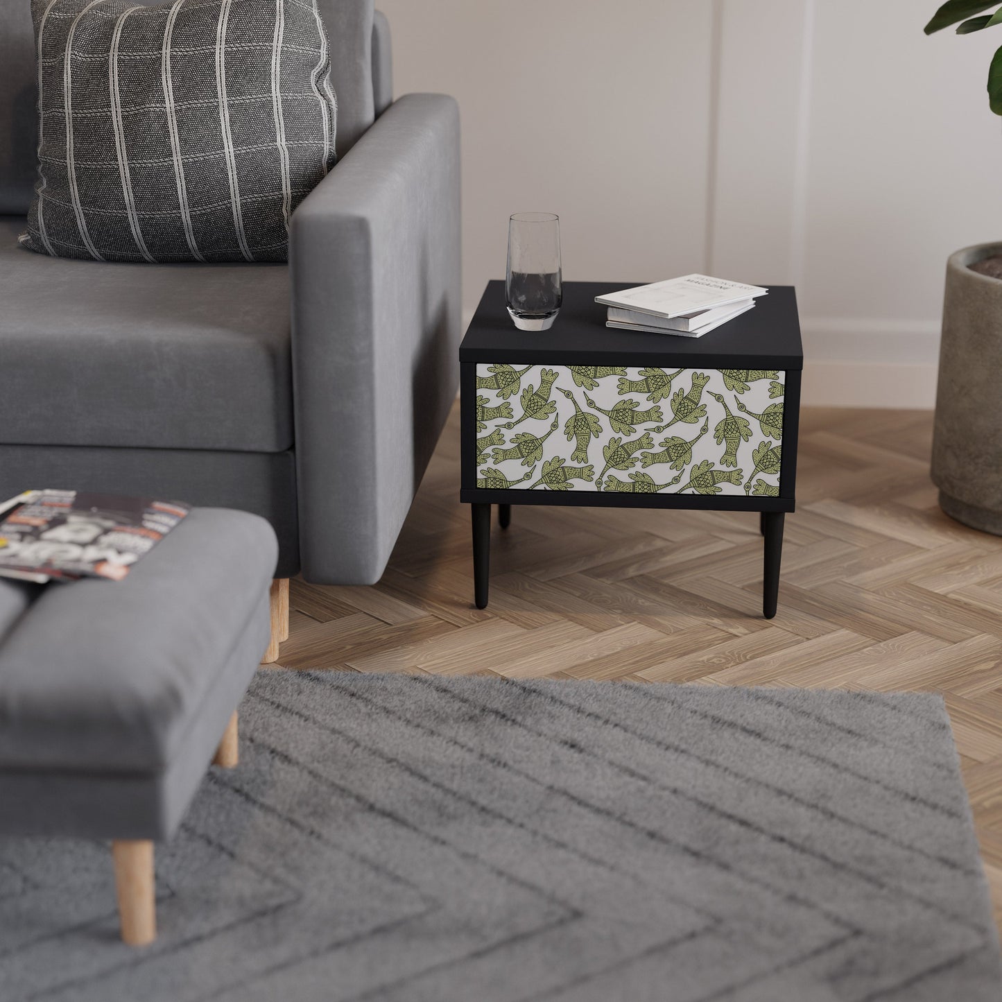Comodino SEEDLING SONGBIRD con finitura nera