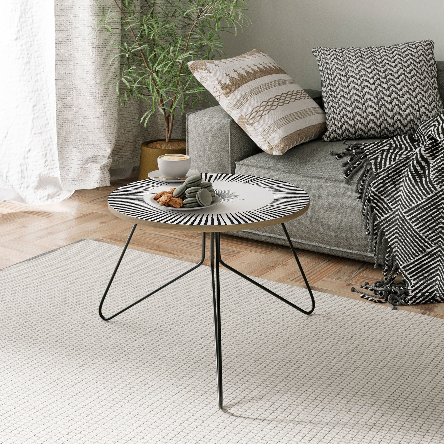 EXPLOSIVE RADIATION Small Coffee Table