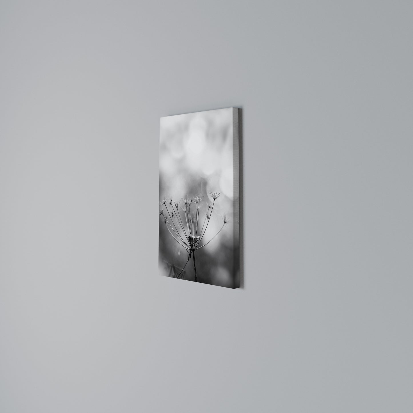 MINIMALIST BLOOM Stampa su Tela Verticale