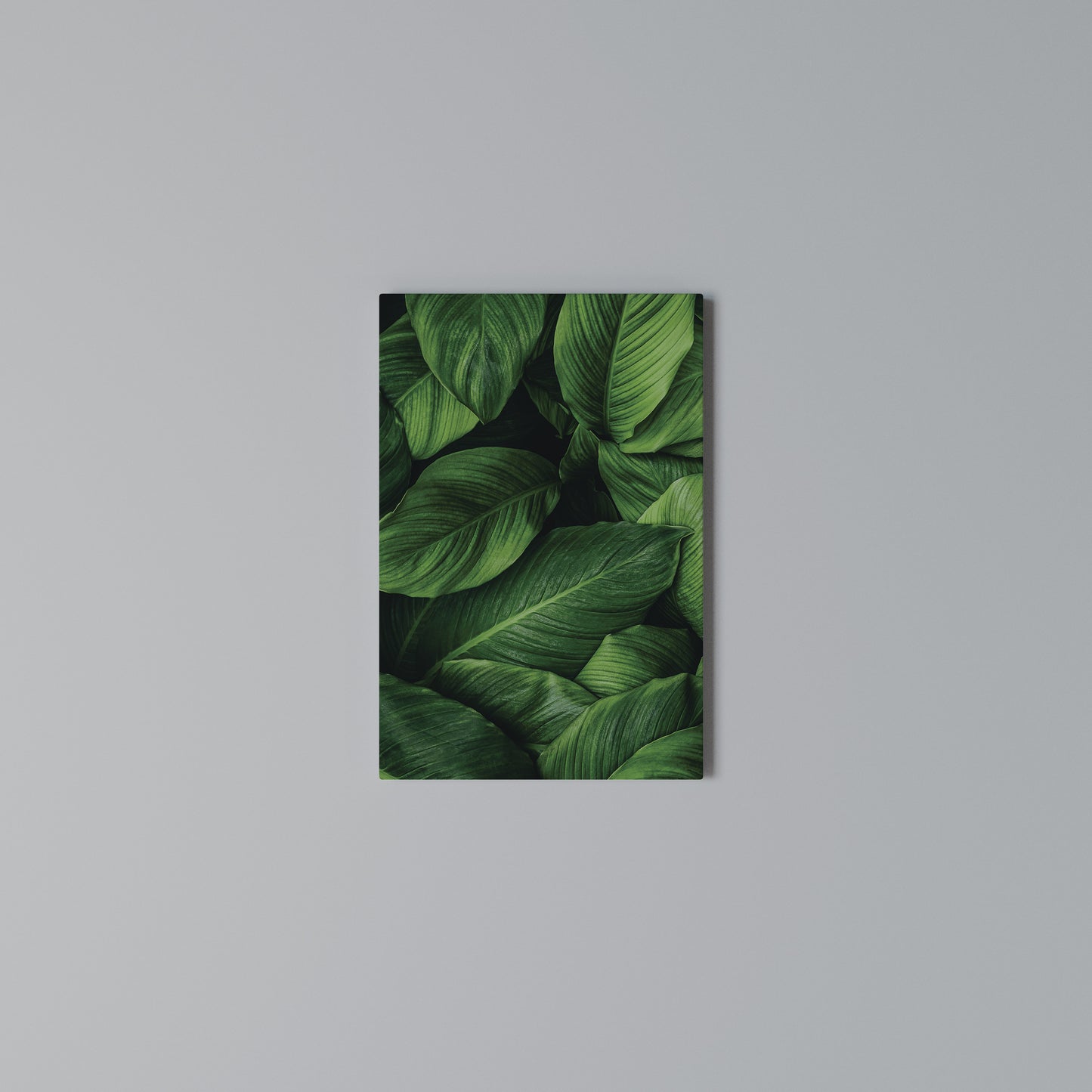 VIBRANT LEAFY EMBRACE Stampa su Tela Verticale