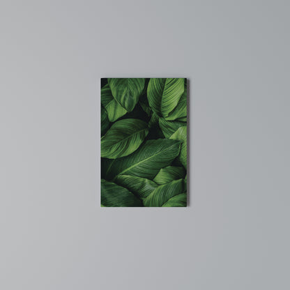 VIBRANT LEAFY EMBRACE Stampa su Tela Verticale