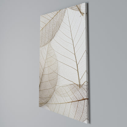 ETHEREAL VEINED GRACE Stampa su Tela Verticale