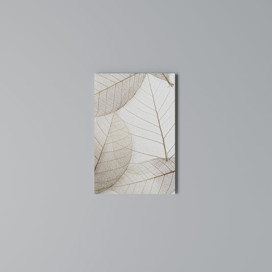 ETHEREAL VEINED GRACE Stampa su Tela Verticale