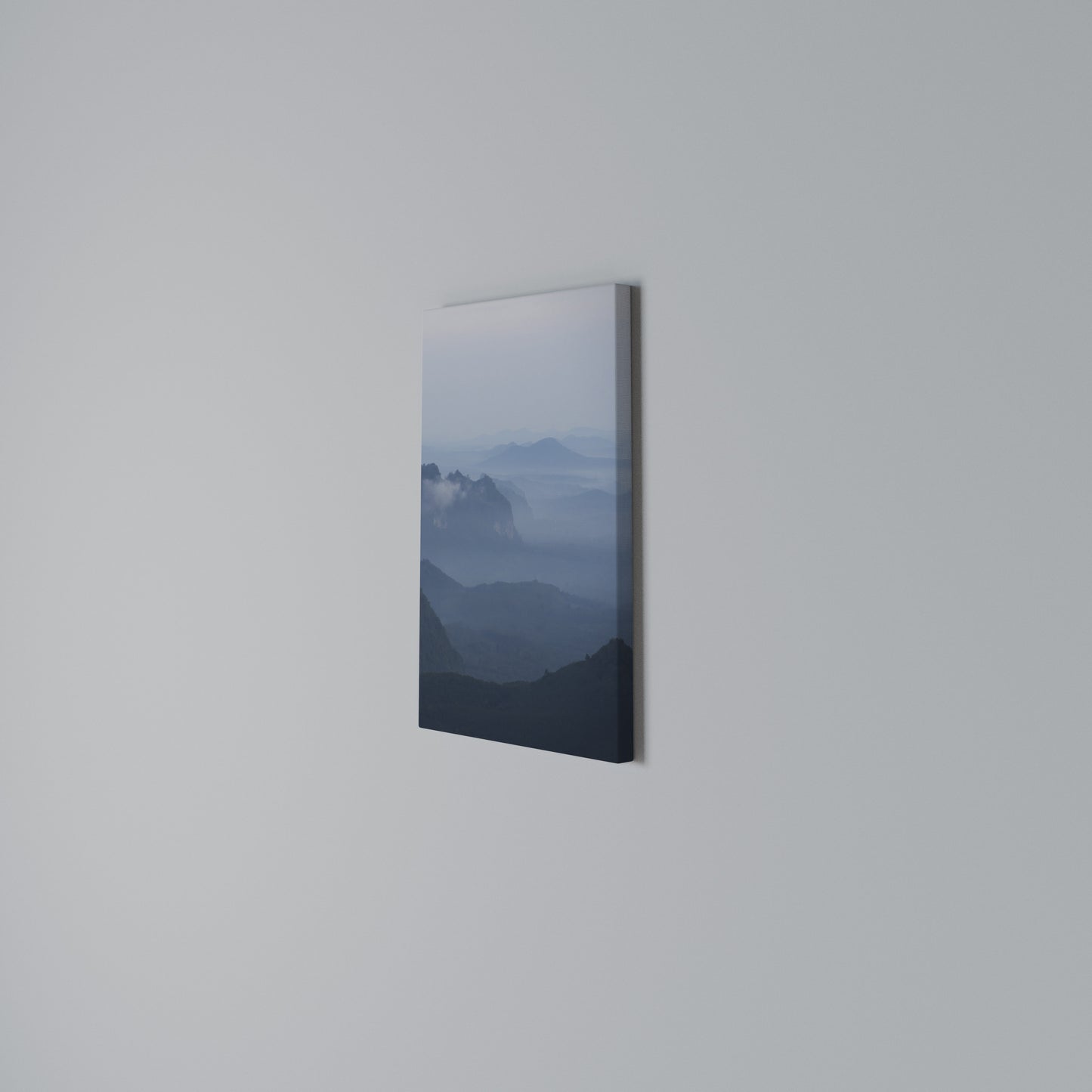 MISTY MOUNTAIN WHISPER Stampa su Tela Verticale