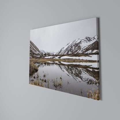SNOW-KISSED REFLECTIONS Stampa su tela orizzontale