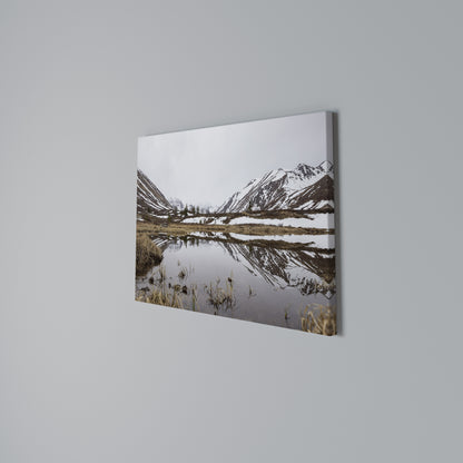 SNOW-KISSED REFLECTIONS Stampa su tela orizzontale