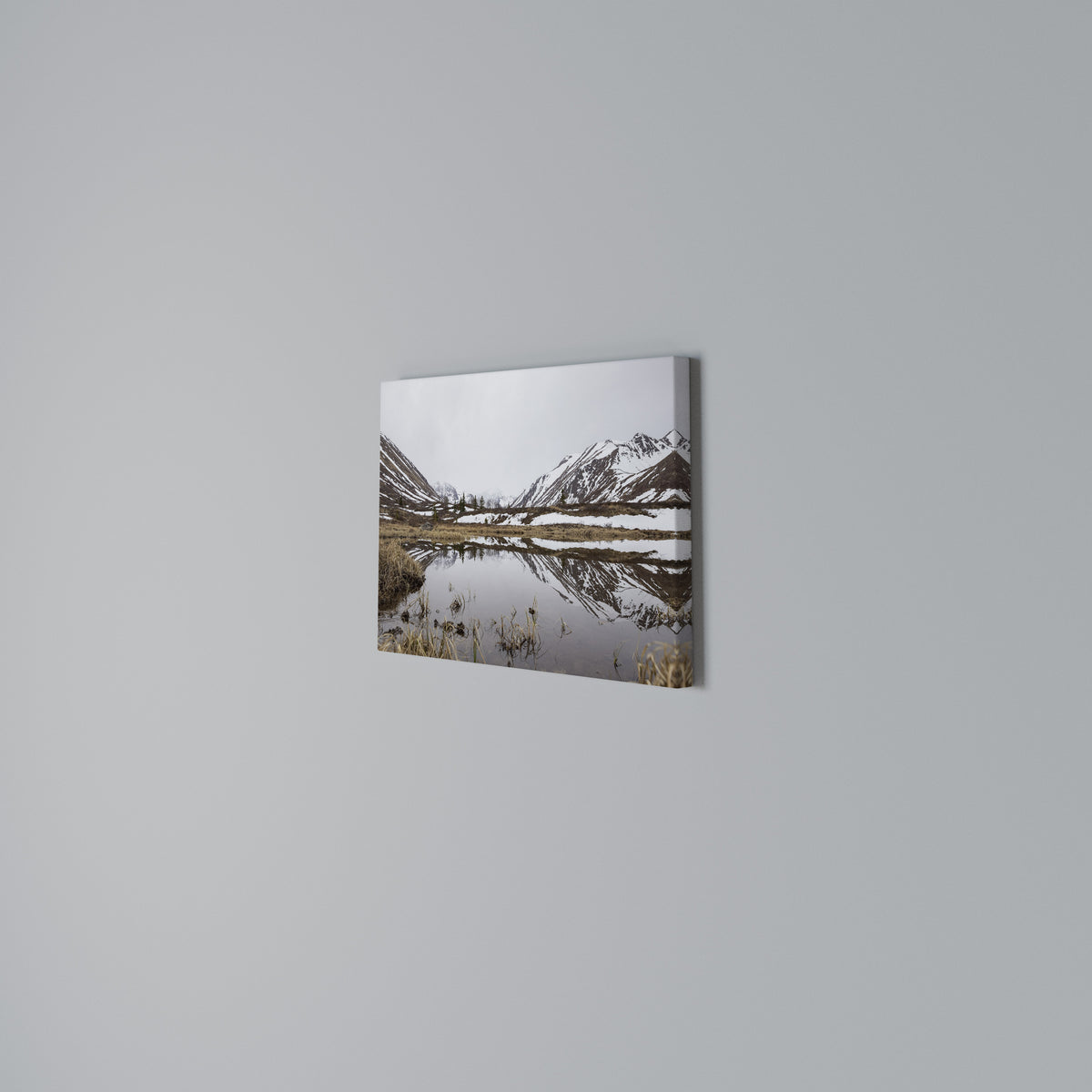 SNOW-KISSED REFLECTIONS Stampa su tela orizzontale