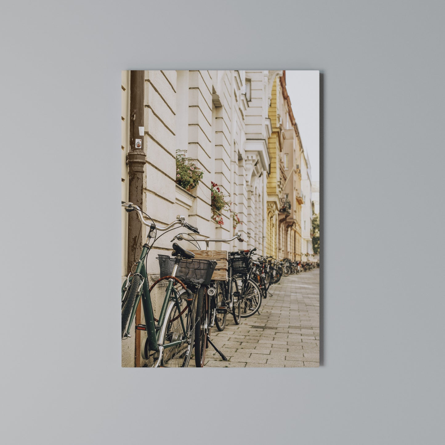 URBAN CYCLE HAVEN Stampa su Tela Verticale