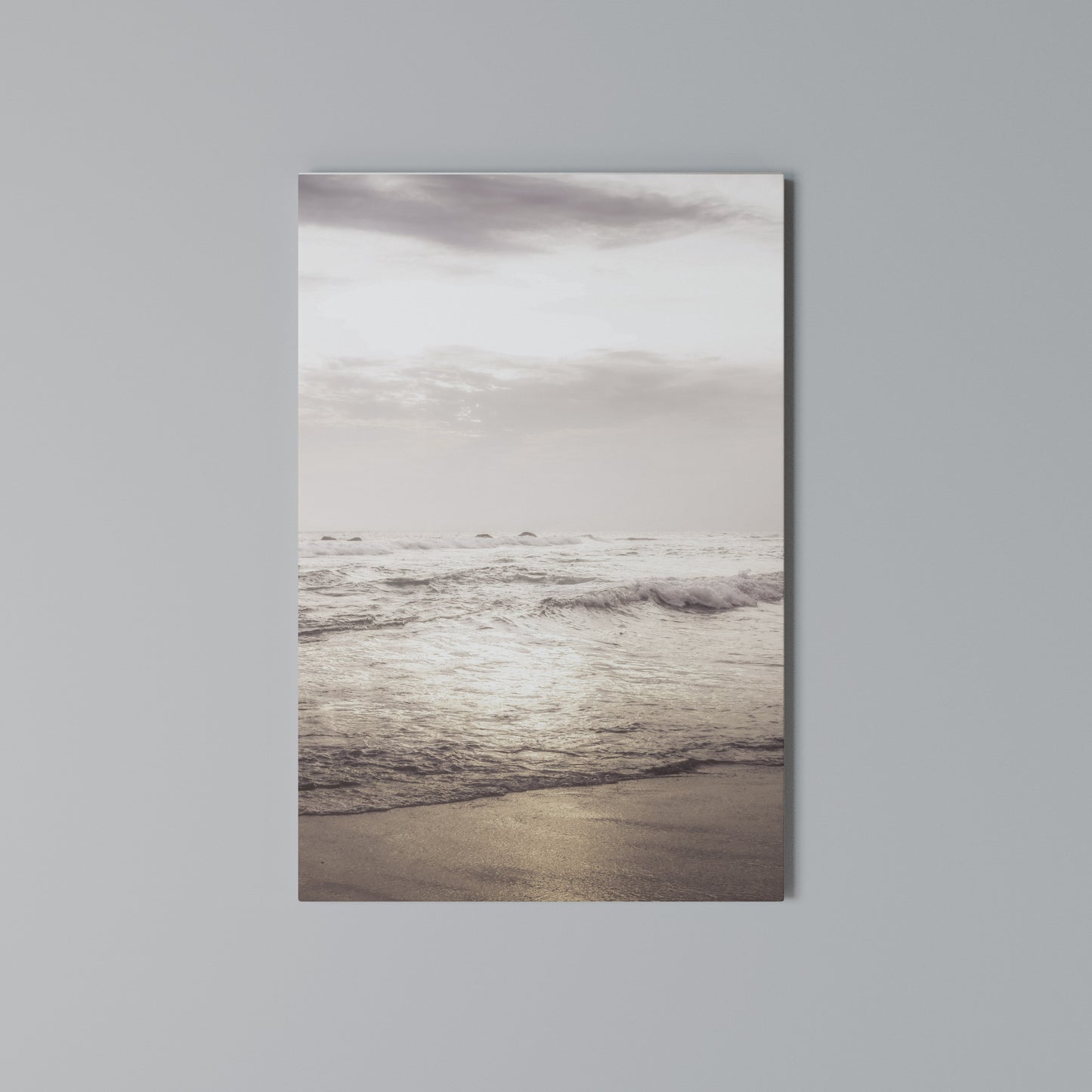 WHISPERS OF THE OCEAN Stampa su Tela Verticale