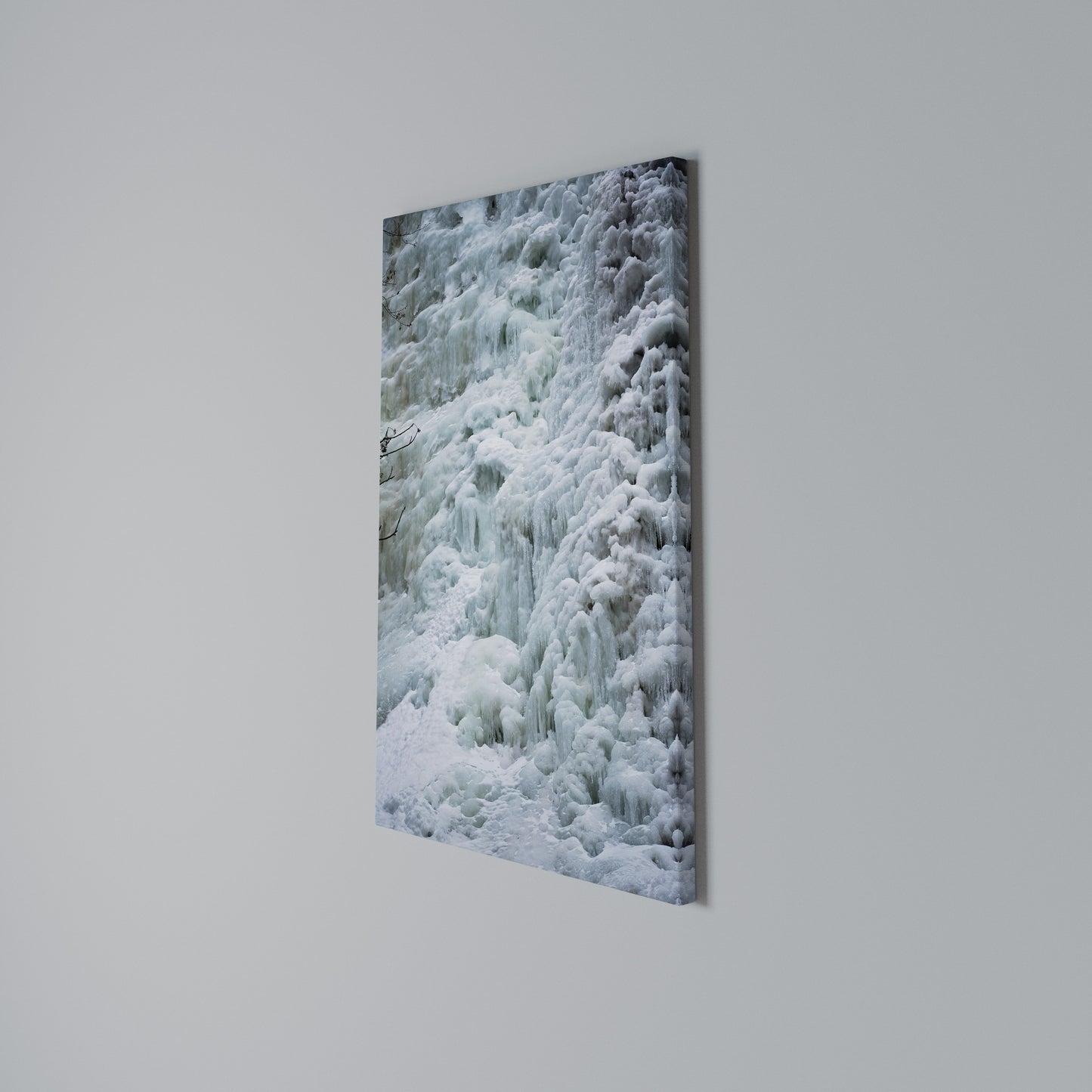 FROSTED WHISPERS Stampa su Tela Verticale
