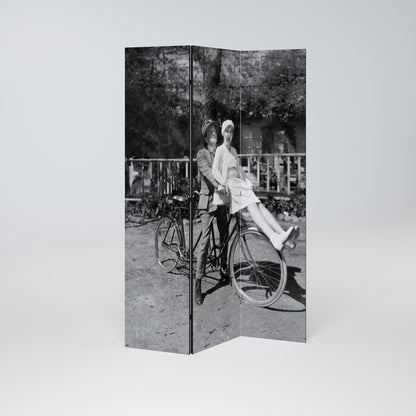 RIDING THROUGH TIME - Divisorio decorativo per ambienti a 3 pannelli