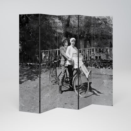 RIDING THROUGH TIME - Divisorio decorativo per ambienti a 5 pannelli