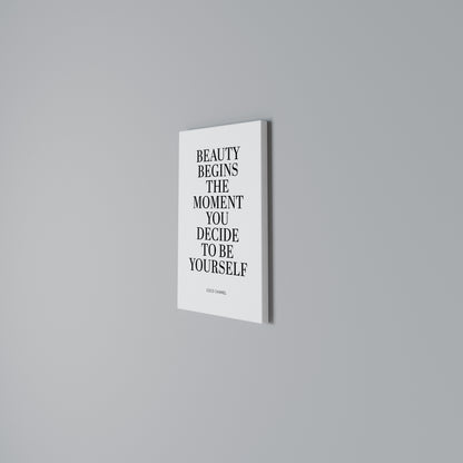 BEAUTY REDEFINED Stampa su Tela Verticale