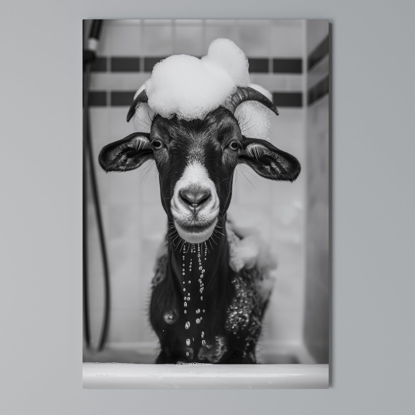 BUBBLE-BATHED BLISS Stampa su Tela Verticale